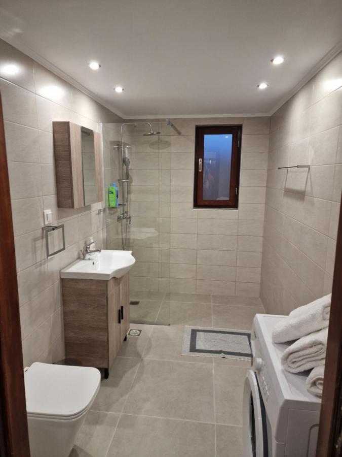 Το Στενάκι Apartment Skiathos Exterior photo
